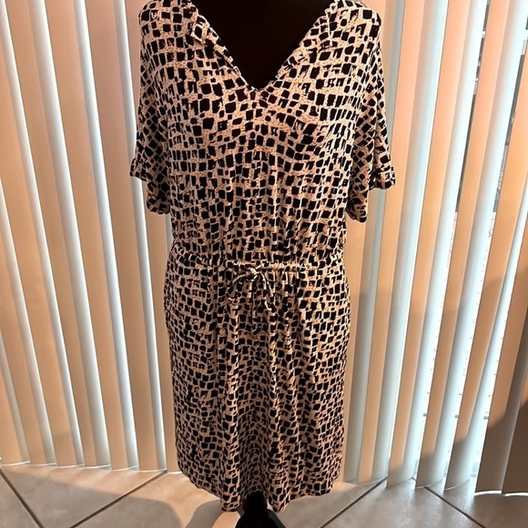 Chicos Animal Print Drawstring Dress Size 1 - Picture 1 of 4